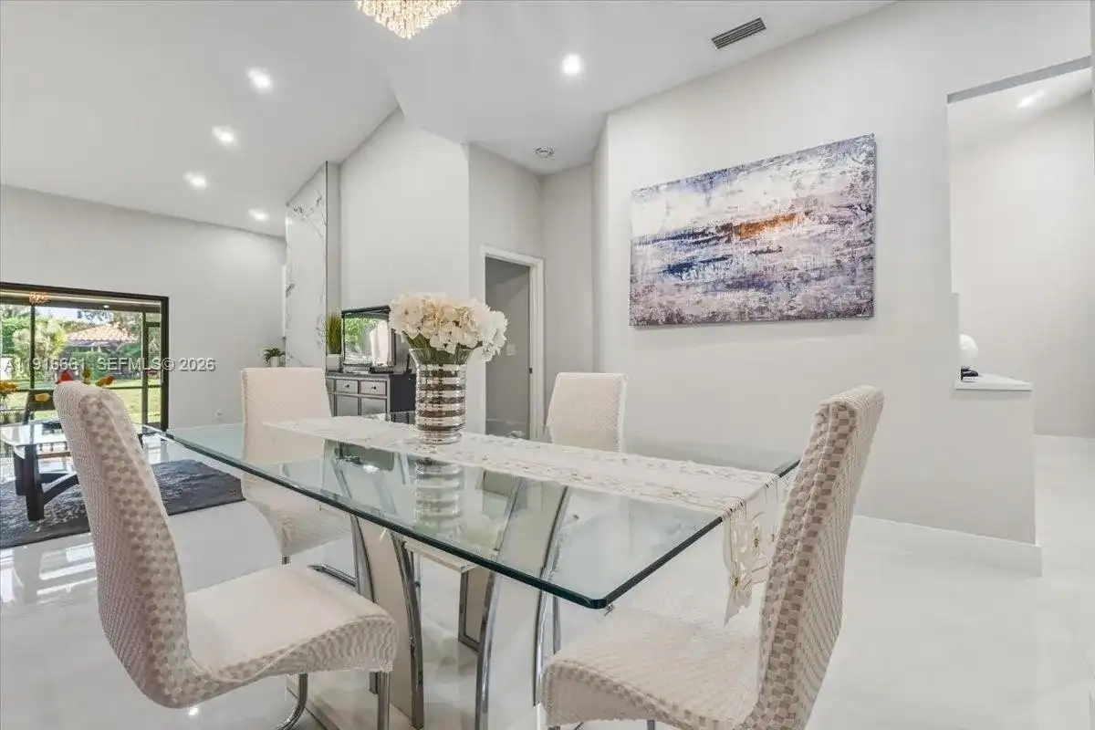 22708 Meridiana Dr, Boca Raton FL 33433