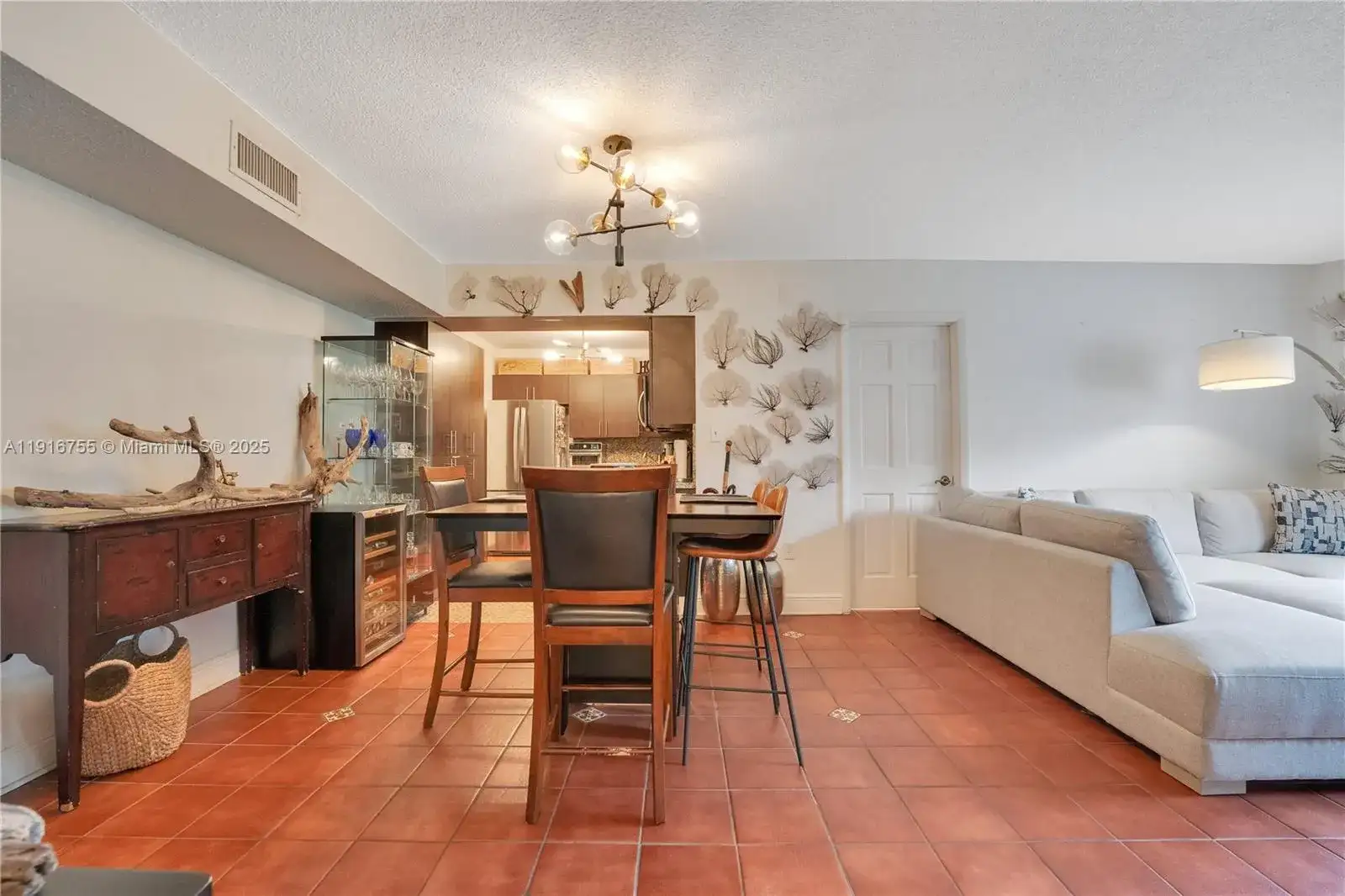 4705 NW 7th St # 7, Miami FL 33126 photo 2