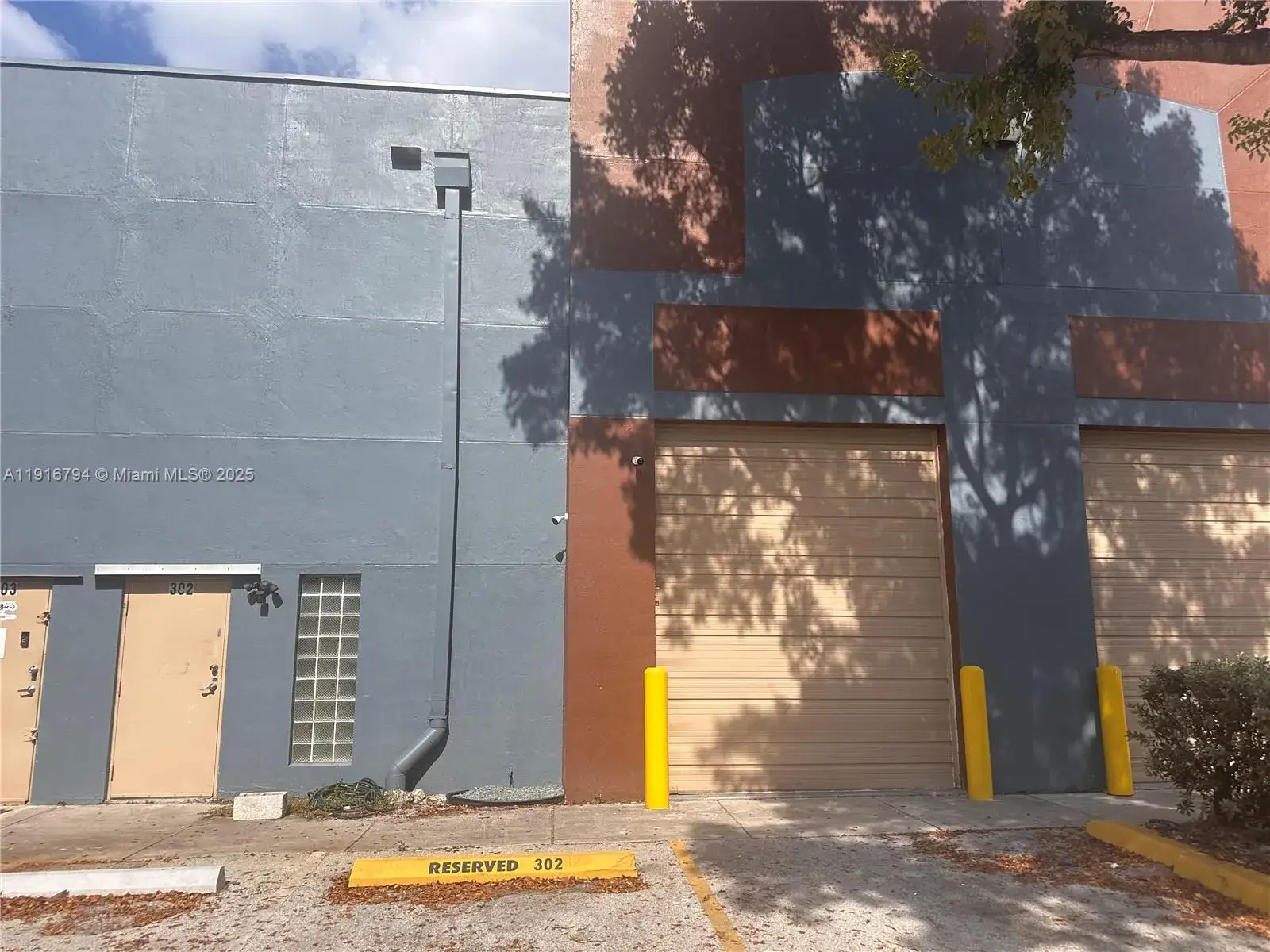 20200 NW 2nd Ave # C2, Miami Gardens FL 33169