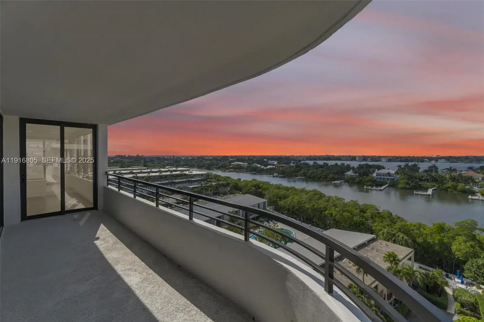 3589 S Ocean Blvd # 914, South Palm Beach FL 33480