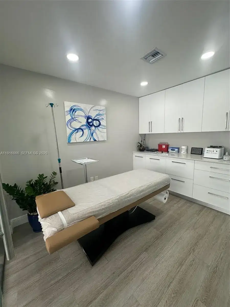 6443 Bird Rd, Miami FL 33155 photo 5