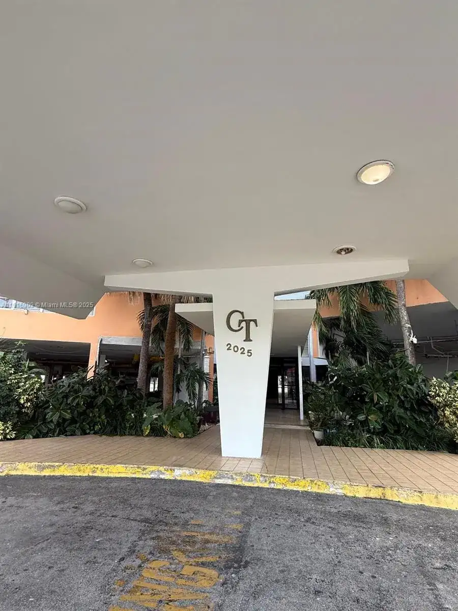 2025 NE 164th St # 605, North Miami Beach FL 33162 photo 5