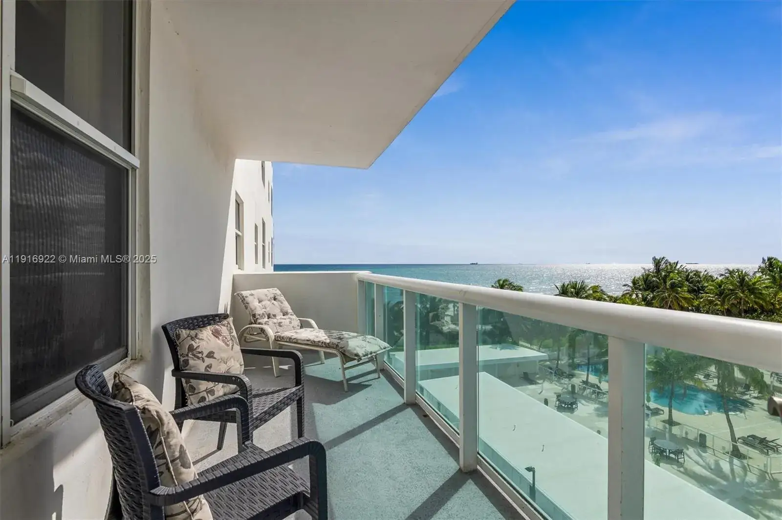 2 bedroom 2 bath Residential for sale at 5001 Collins Ave # 5G, Miami Beach FL 33140