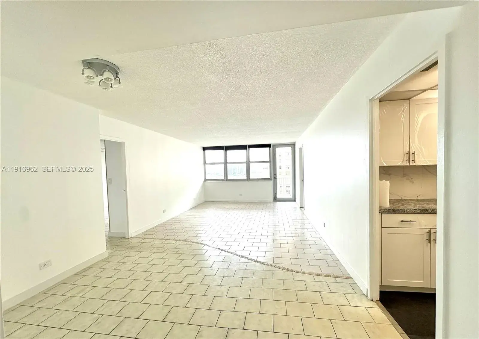 250 174th St # 1212, Sunny Isles Beach FL 33160