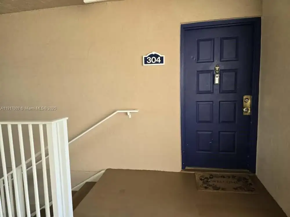 10420 SW 158th Ct # 304, Miami FL 33196 photo 2