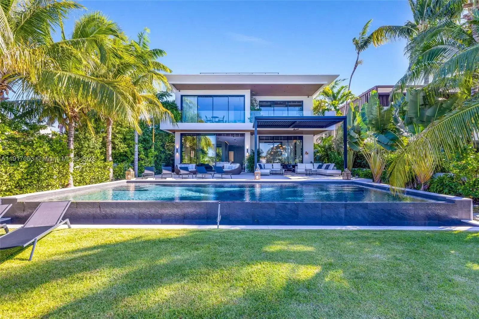 200 W Rivo Alto Dr, Miami Beach FL 33139 photo 4