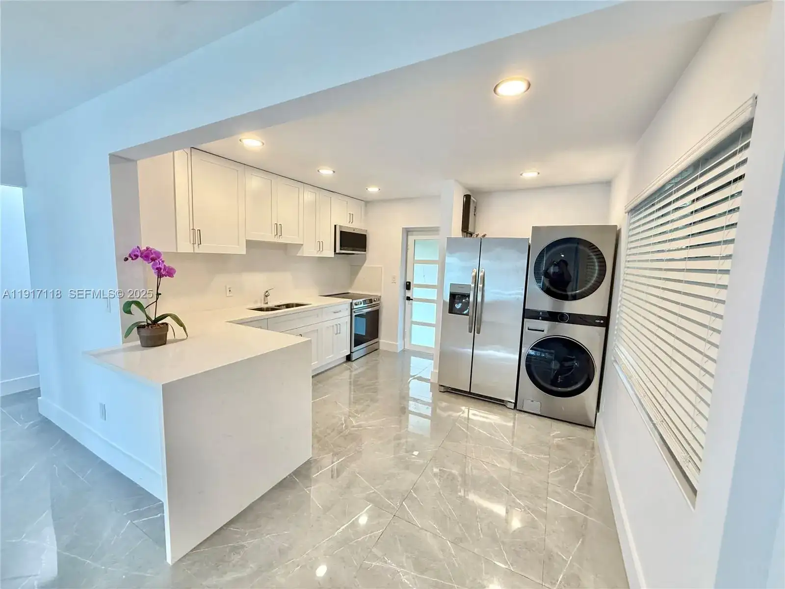 1357 SW 22nd Ter, Fort Lauderdale FL 33312 photo 4