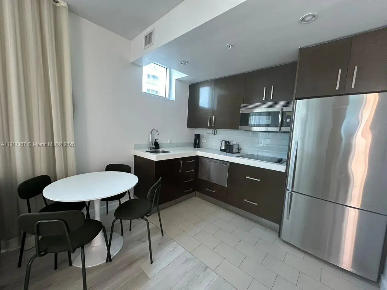 17315 Collins Ave # 2006, Sunny Isles Beach FL 33160