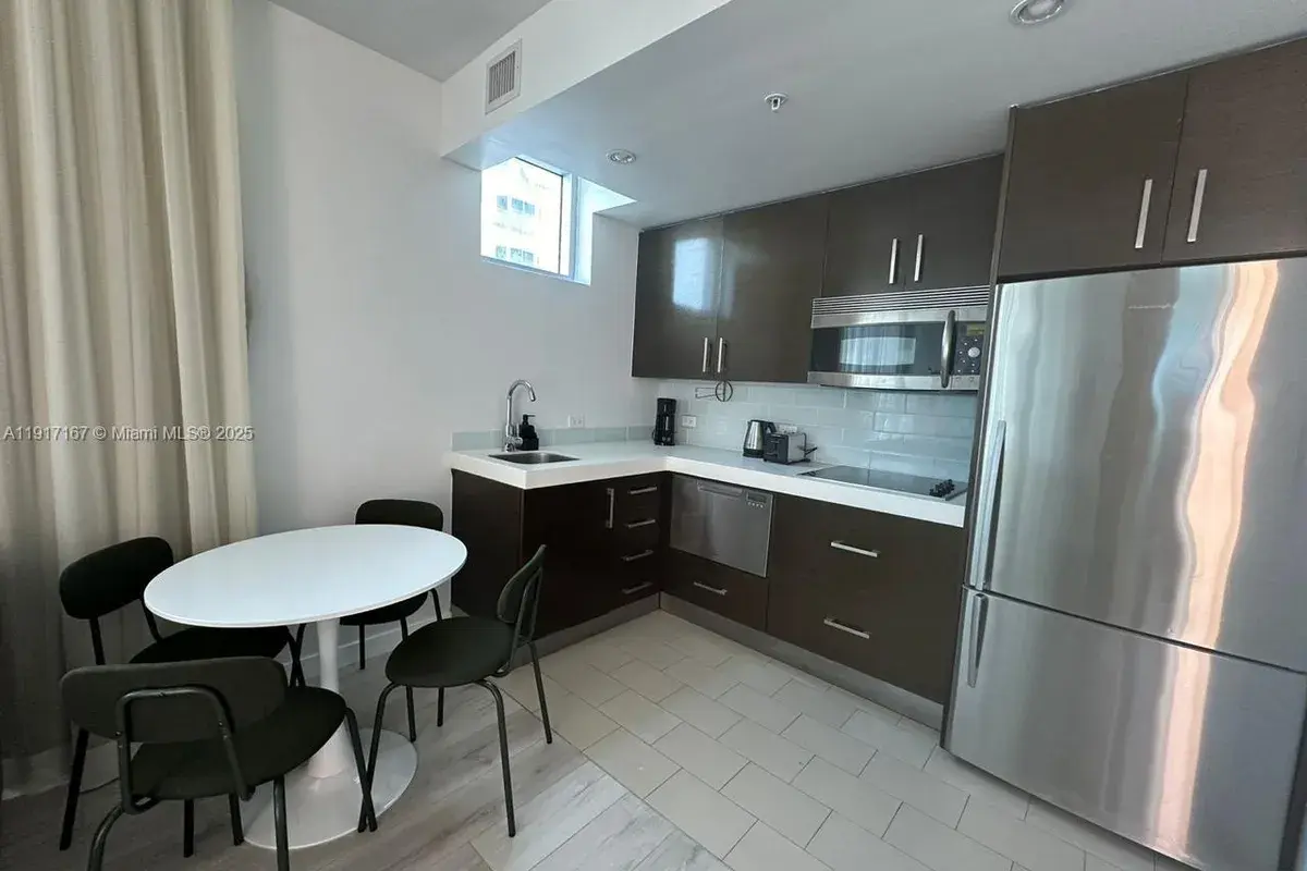 17315 Collins Ave # 2006, Sunny Isles Beach FL 33160