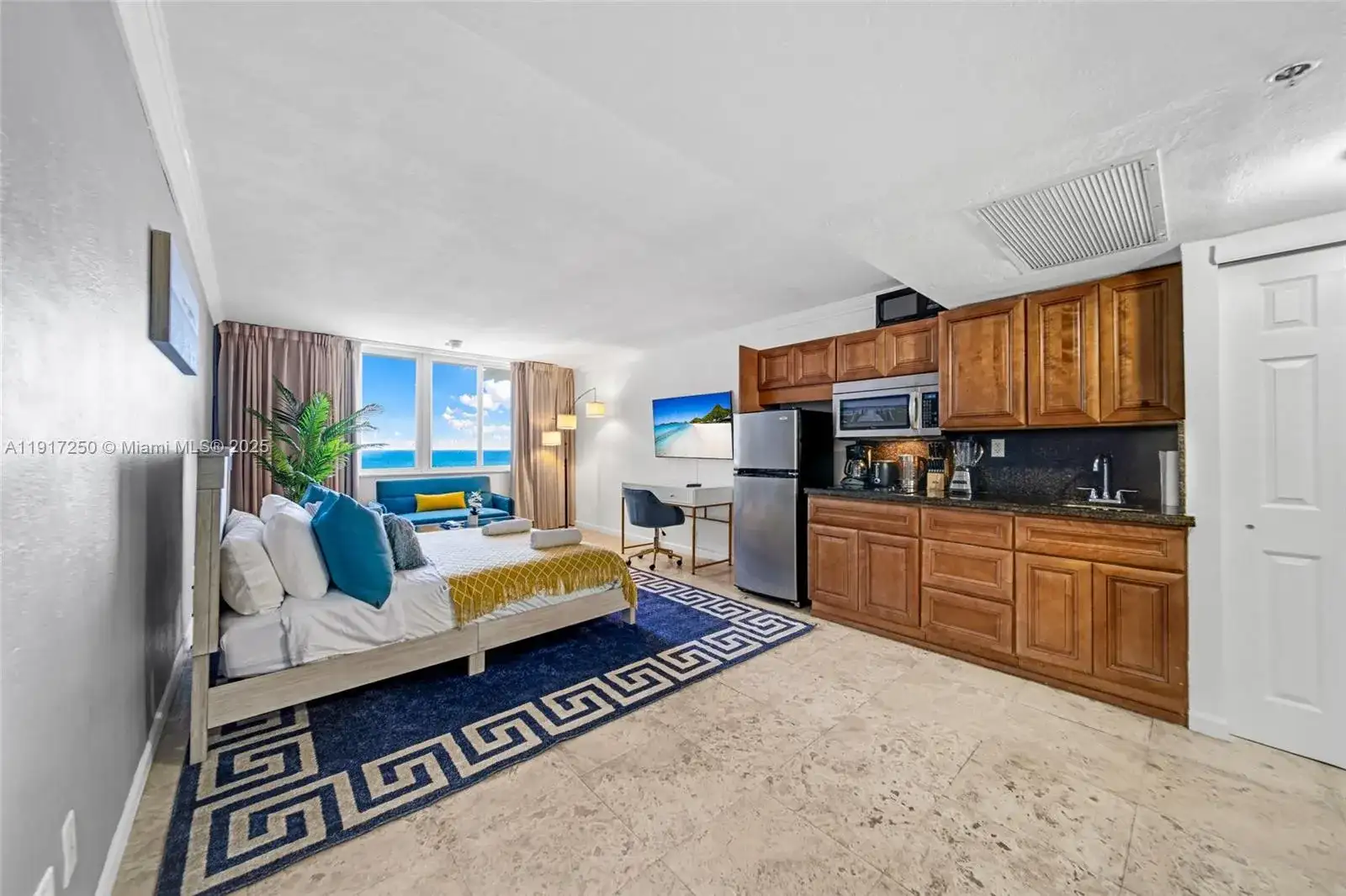 19201 Collins Ave # 949, Sunny Isles Beach FL 33160 photo 2
