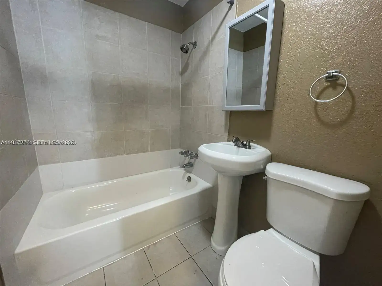 1472 NE 25th, Pompano Beach FL 33064 photo 3