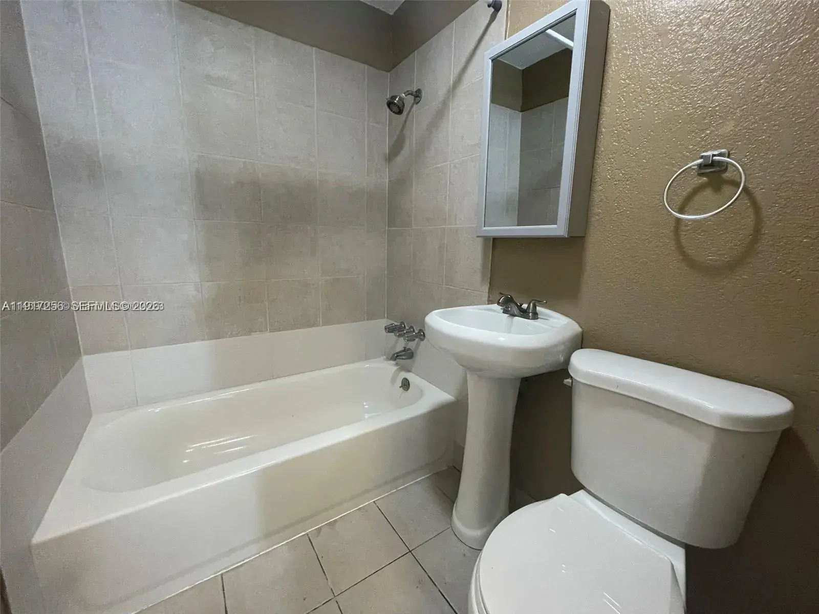 1472 NE 25th Ct, Pompano Beach FL 33064