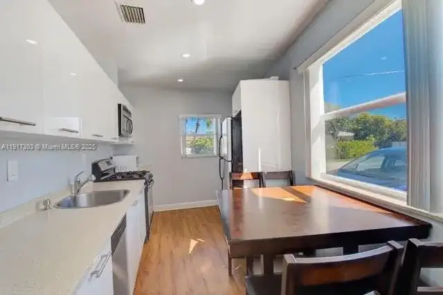 8000 NE Bayshore Ct # 100, Miami FL 33138 photo 2