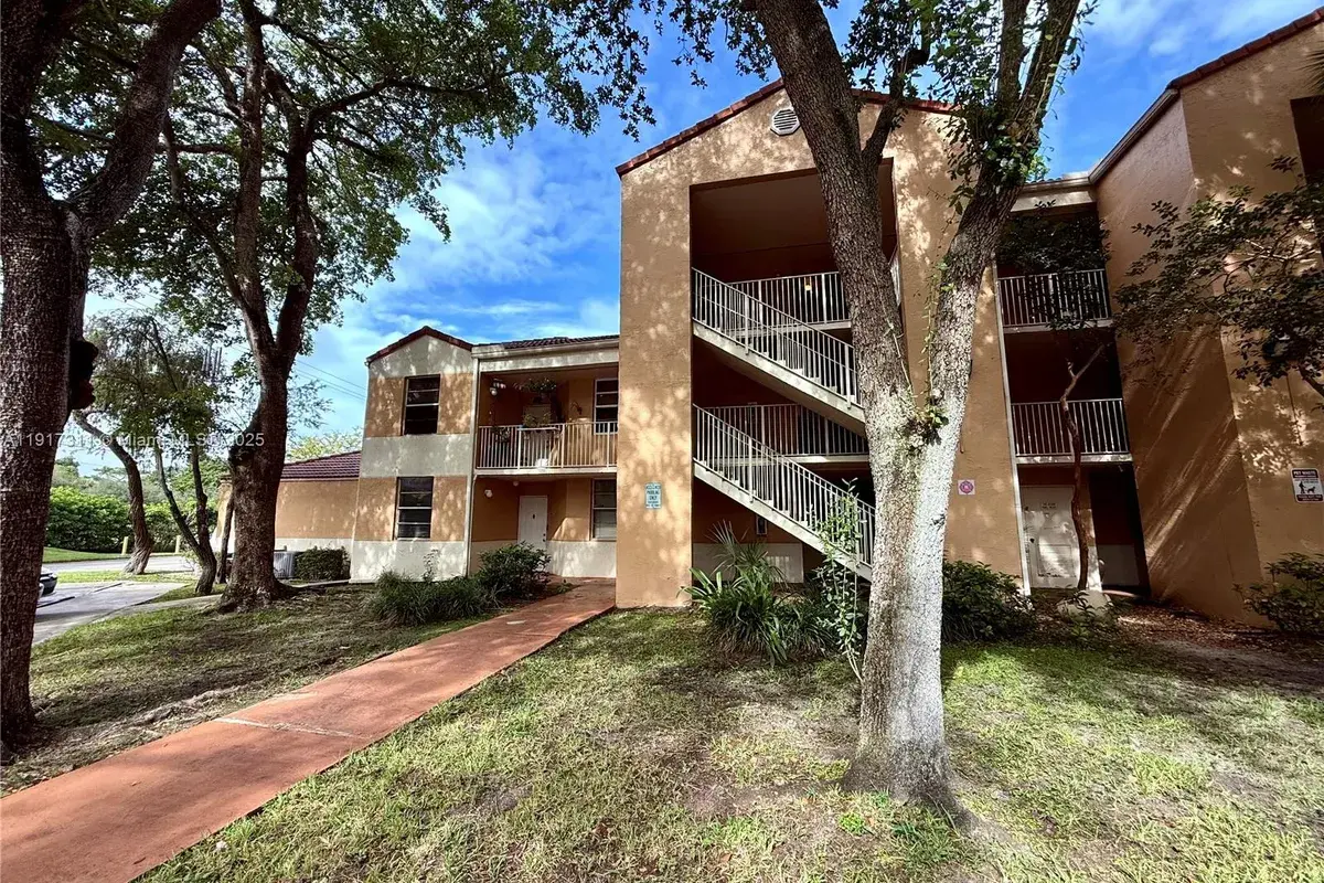 8246 NW 24th St # 8246, Coral Springs FL 33065