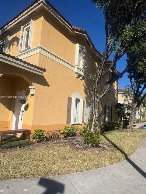 8305 NW 108th Ave # 18, Doral FL 33178