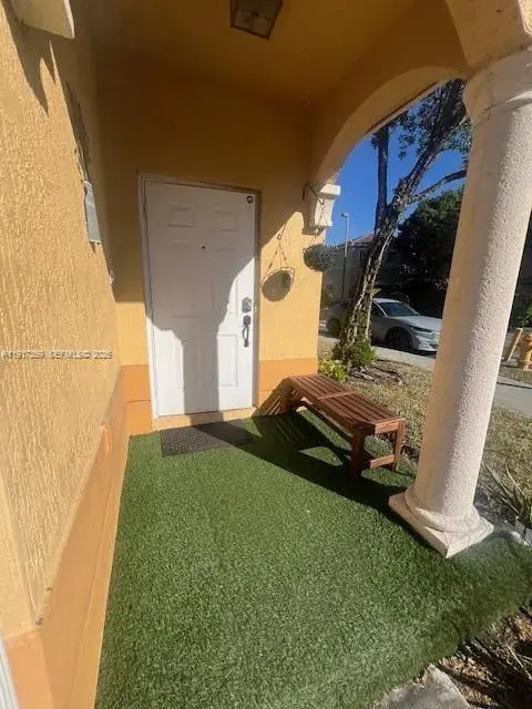8305 NW 108th Ave # 18, Doral FL 33178