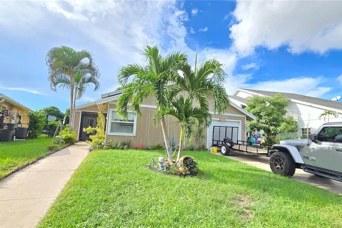 4105 Clearview Ter, West Palm Beach FL 33417