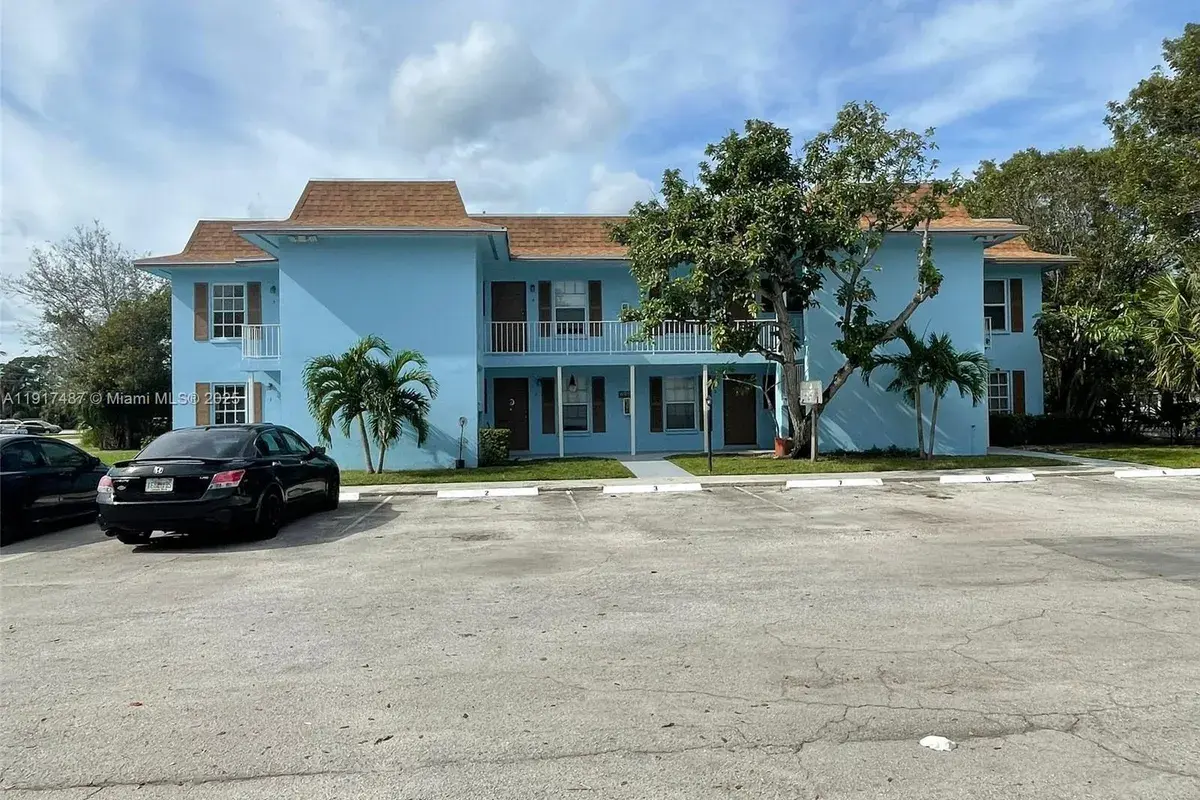 4951 Wedgewood Way # 6, West Palm Beach FL 33417