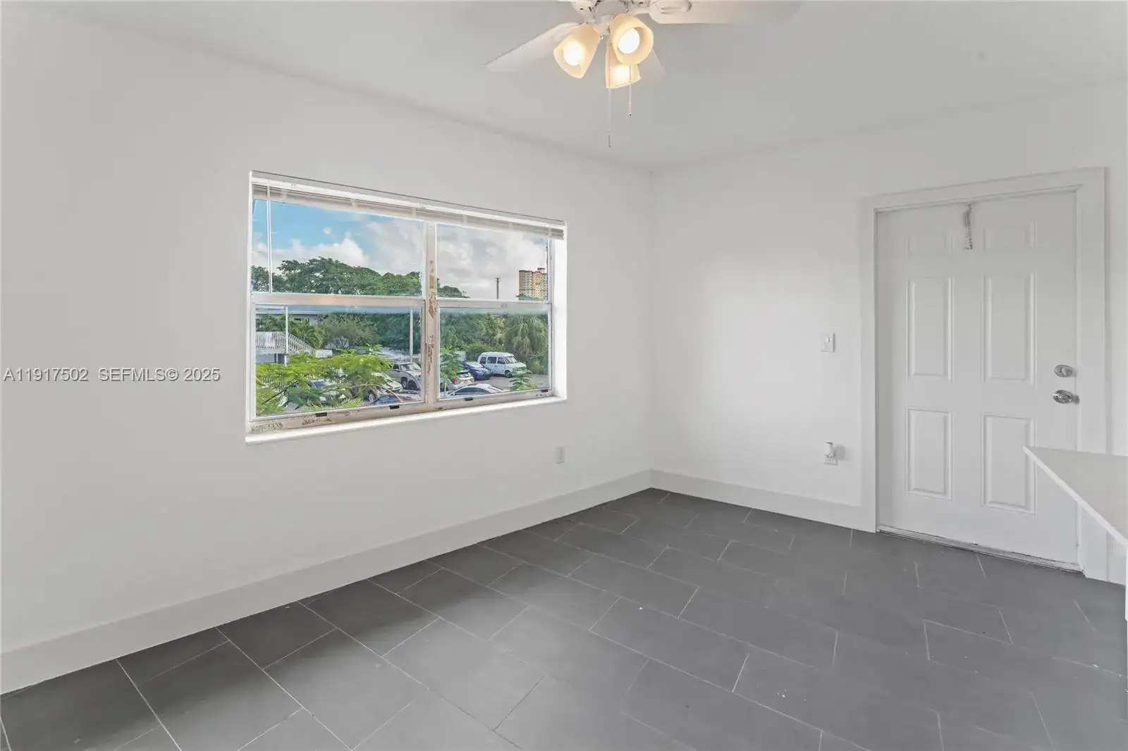 60 NW 76th St # 19, Miami FL 33150 photo 2