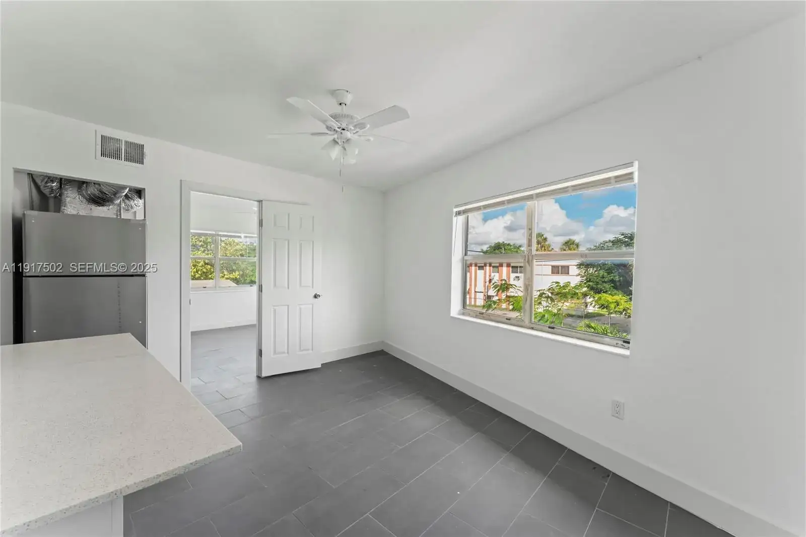 60 NW 76th St # 19, Miami FL 33150 photo 4