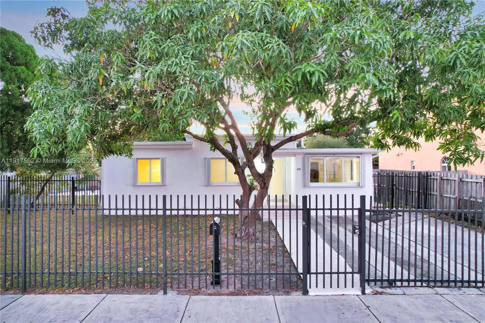 3 bedroom 2 bath Residential Lease for rent at 88 SW 29th Ave, Miami FL 33135