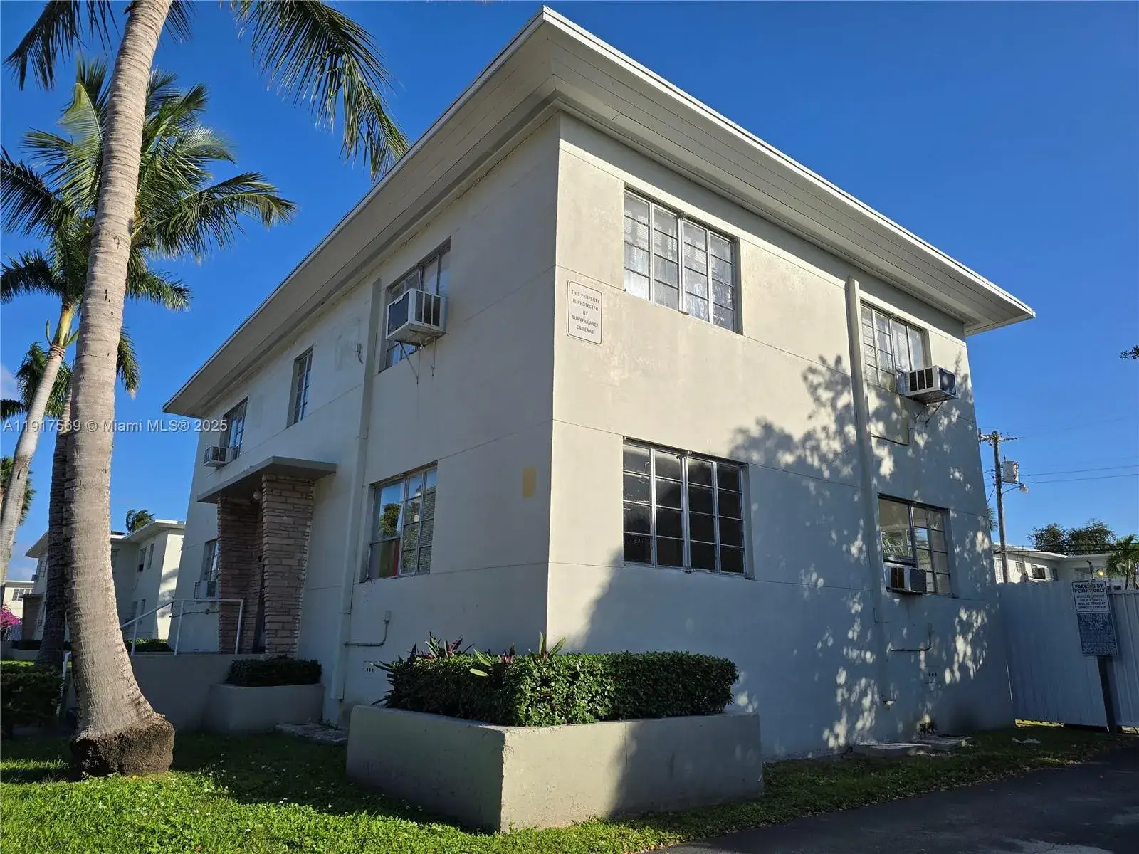 1 bedroom 1 bath Residential for sale at 660 84th St # 39, Miami Beach FL 33141