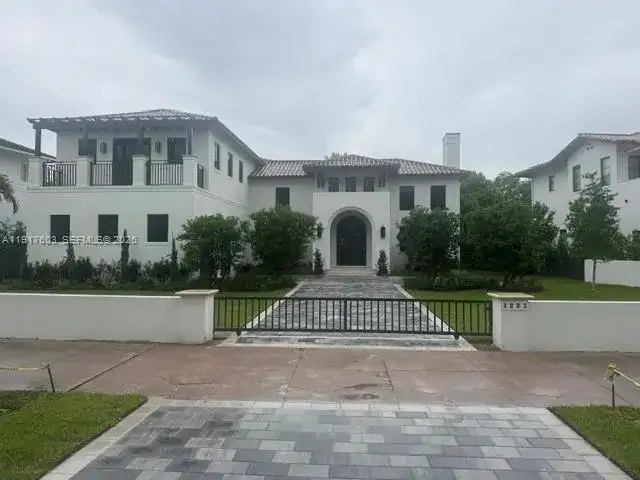 1221 Anastasia Ave, Coral Gables FL 33134 photo 2