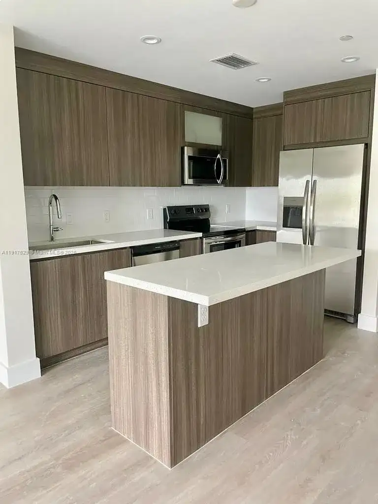 1938 Jackson St # 403, Hollywood FL 33020 photo 2