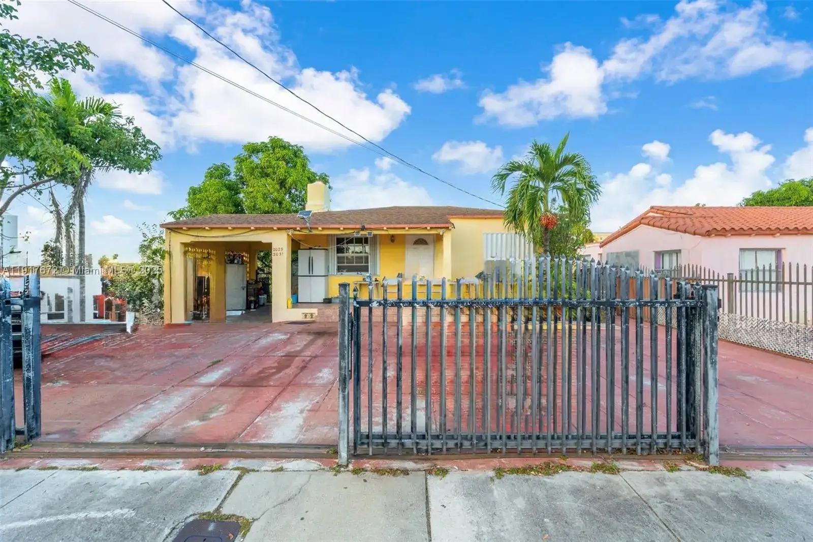 2029 NW 5th St, Miami FL 33125 photo 3
