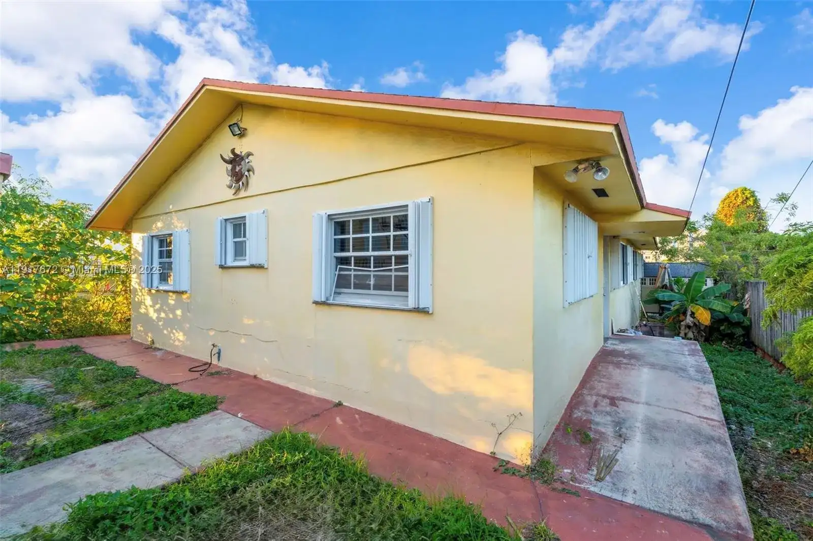 2029 NW 5th St, Miami FL 33125 photo 4