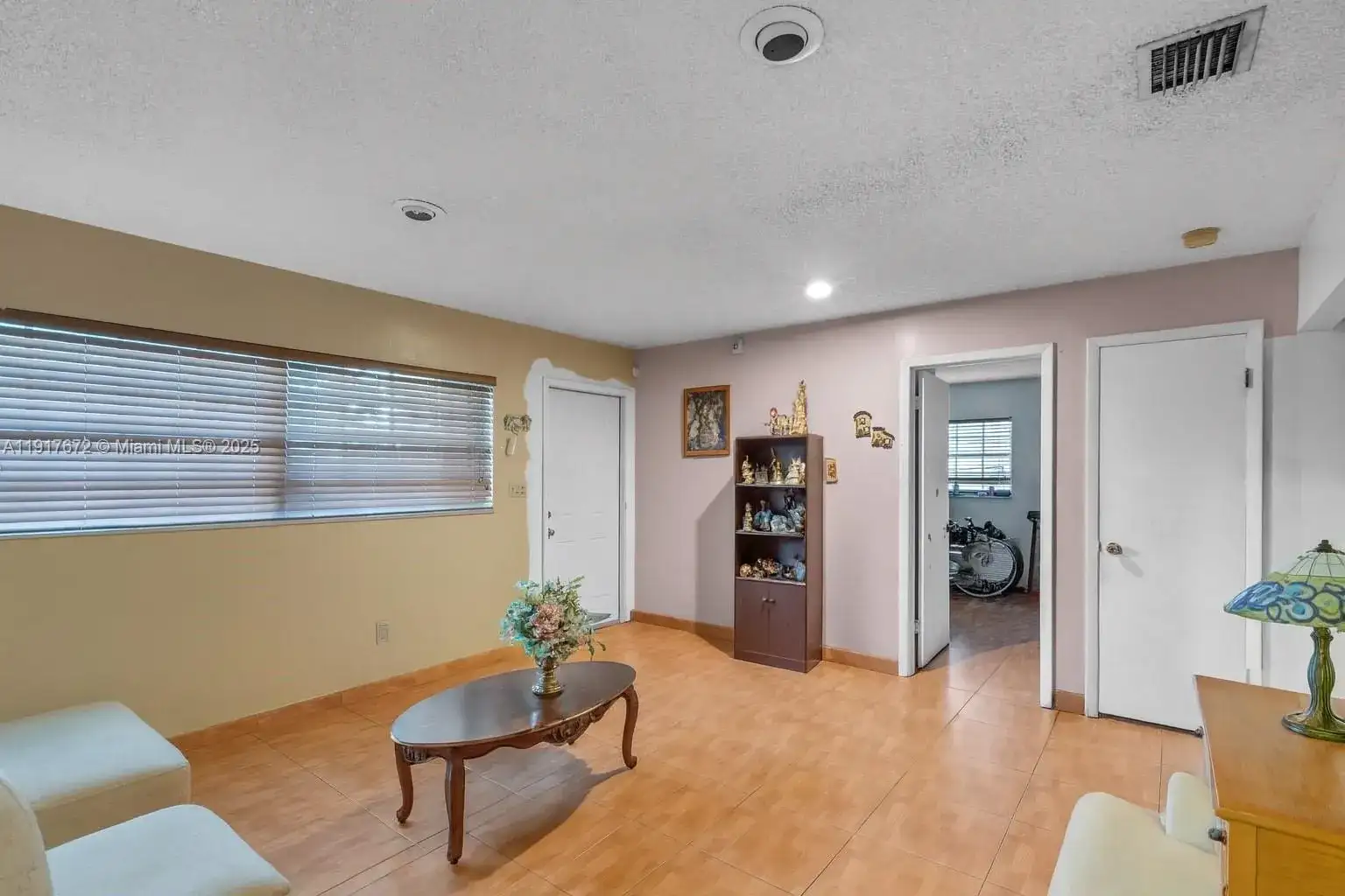 2029 NW 5th St, Miami FL 33125 photo 5