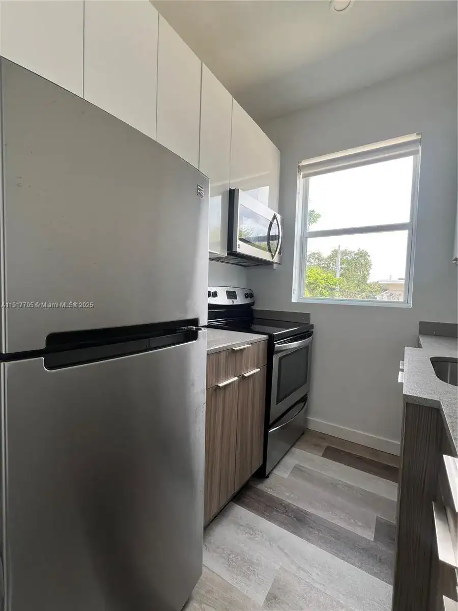 1814 SW 22nd Ave # 4, Miami FL 33145 photo 4