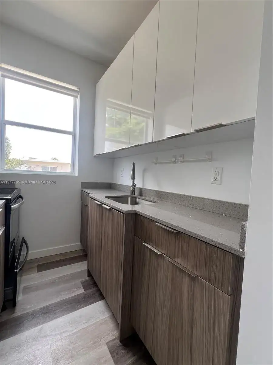 1814 SW 22nd Ave # 4, Miami FL 33145 photo 5