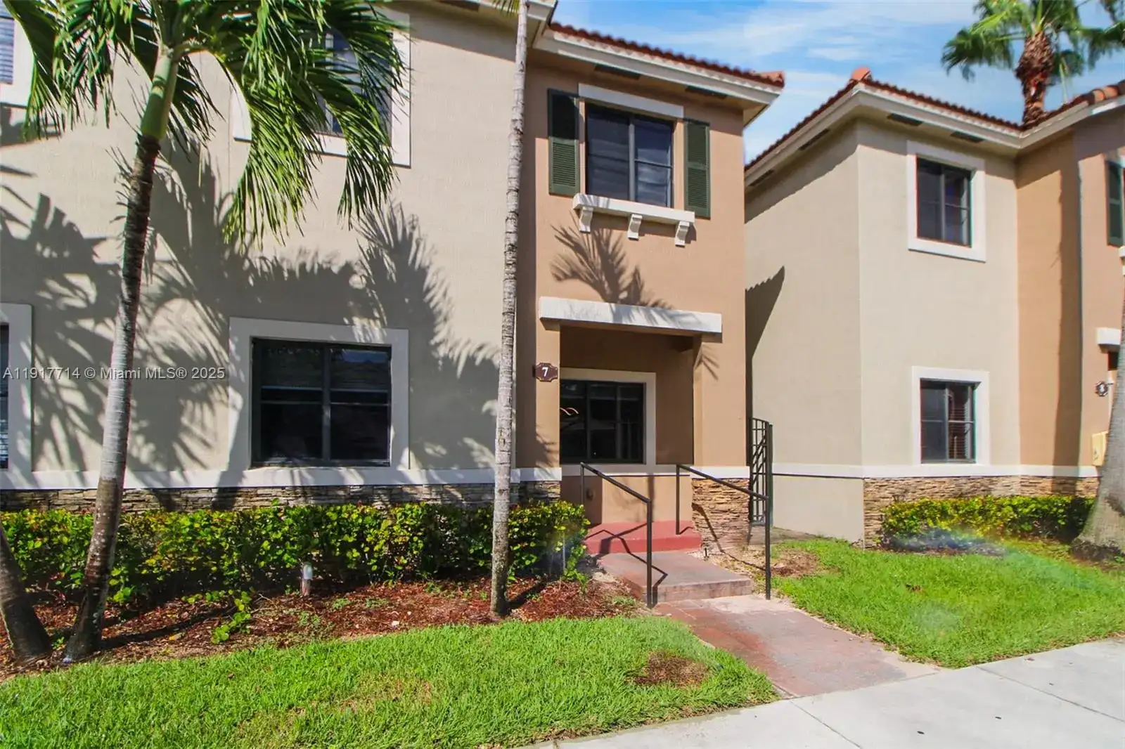 22511 SW 88th Pl # 24, Cutler Bay FL 33190 photo 3