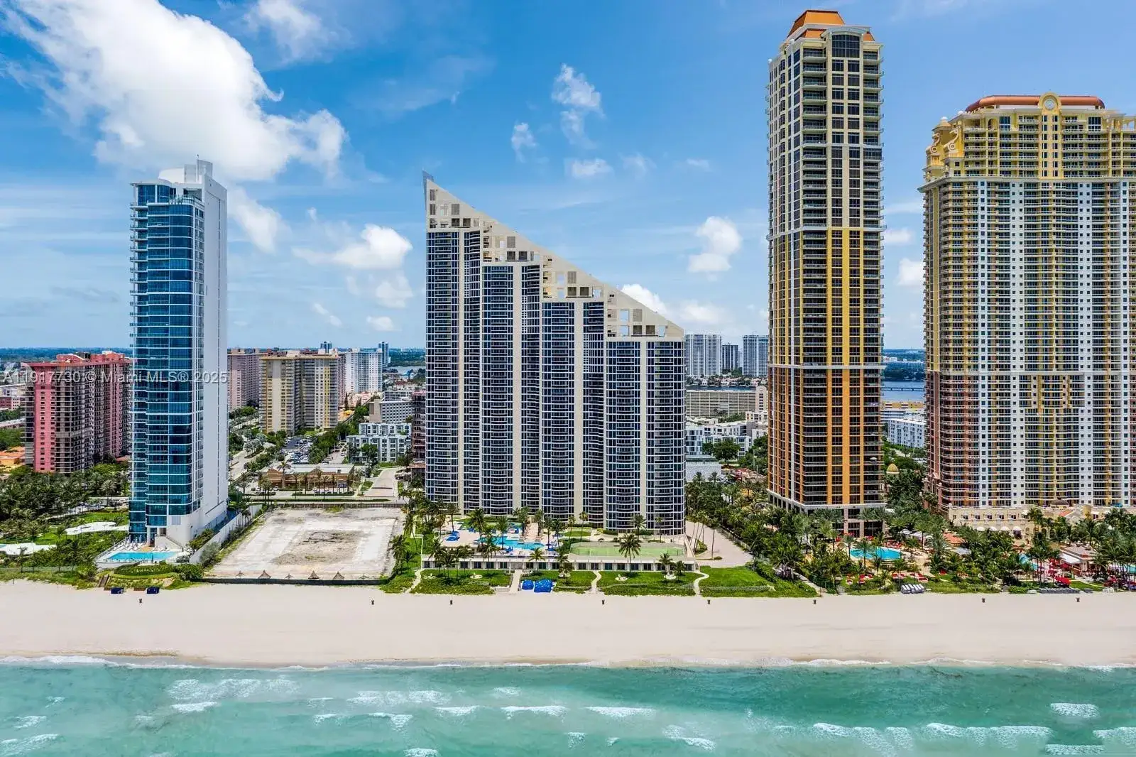 17555 Collins Ave # 607, Sunny Isles Beach FL 33160