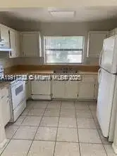 1314 White Pine Dr # B, Wellington FL 33414