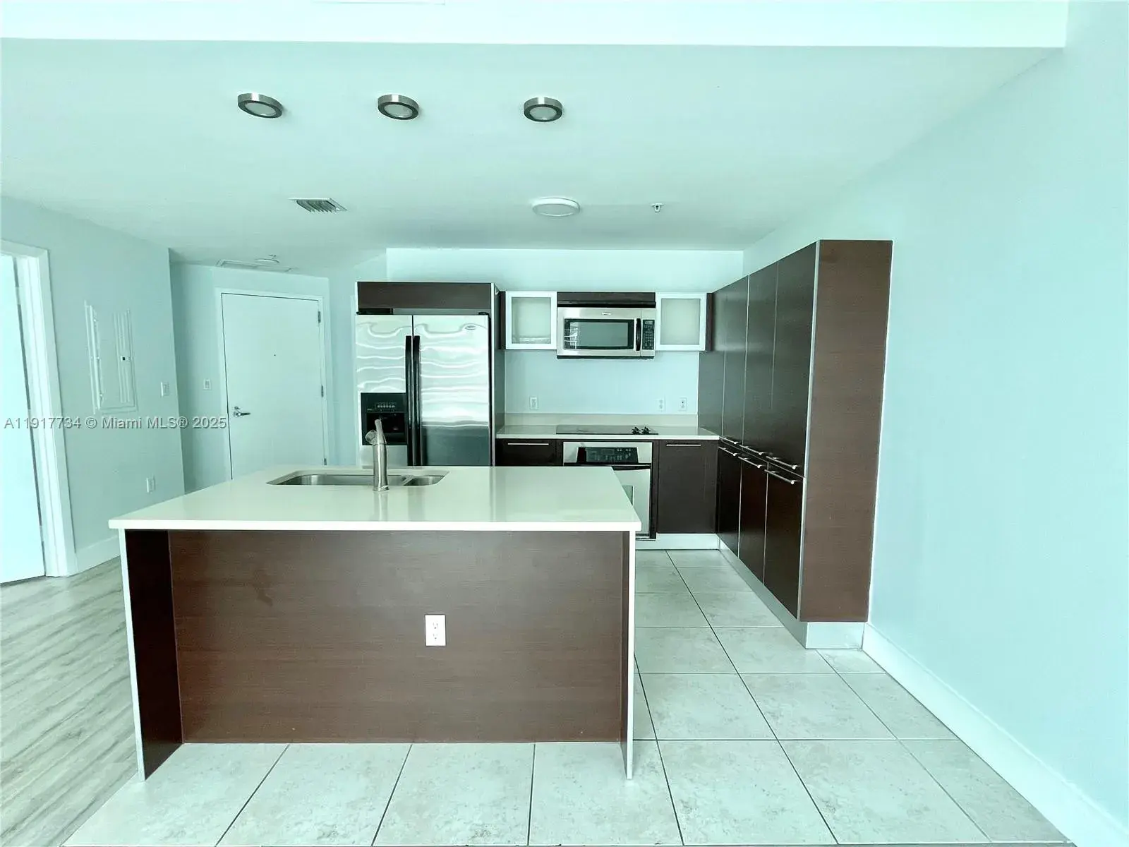 1900 N Bayshore Dr # 3907, Miami FL 33132