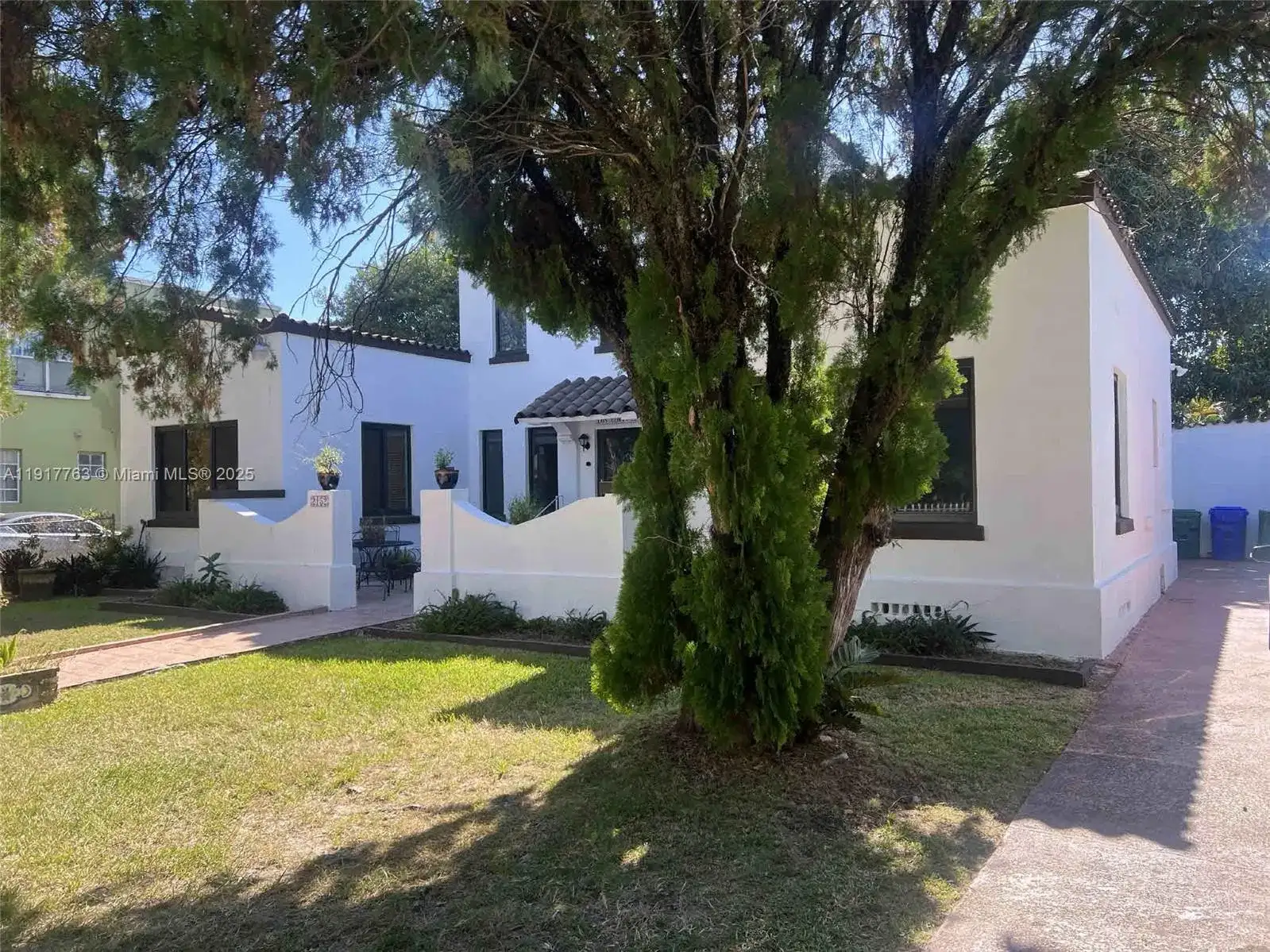 2152 SW 10, Miami FL 33135 photo 2