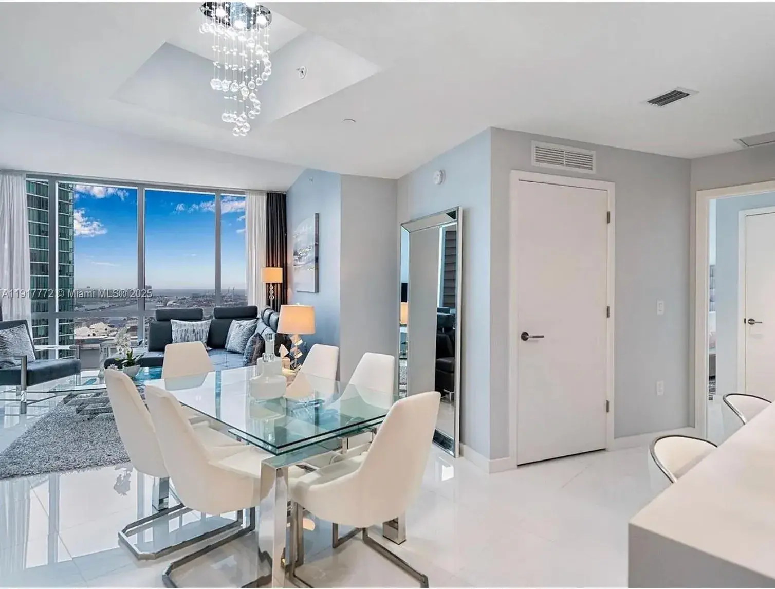 851 NE 1st Ave # 3909, Miami FL 33132
