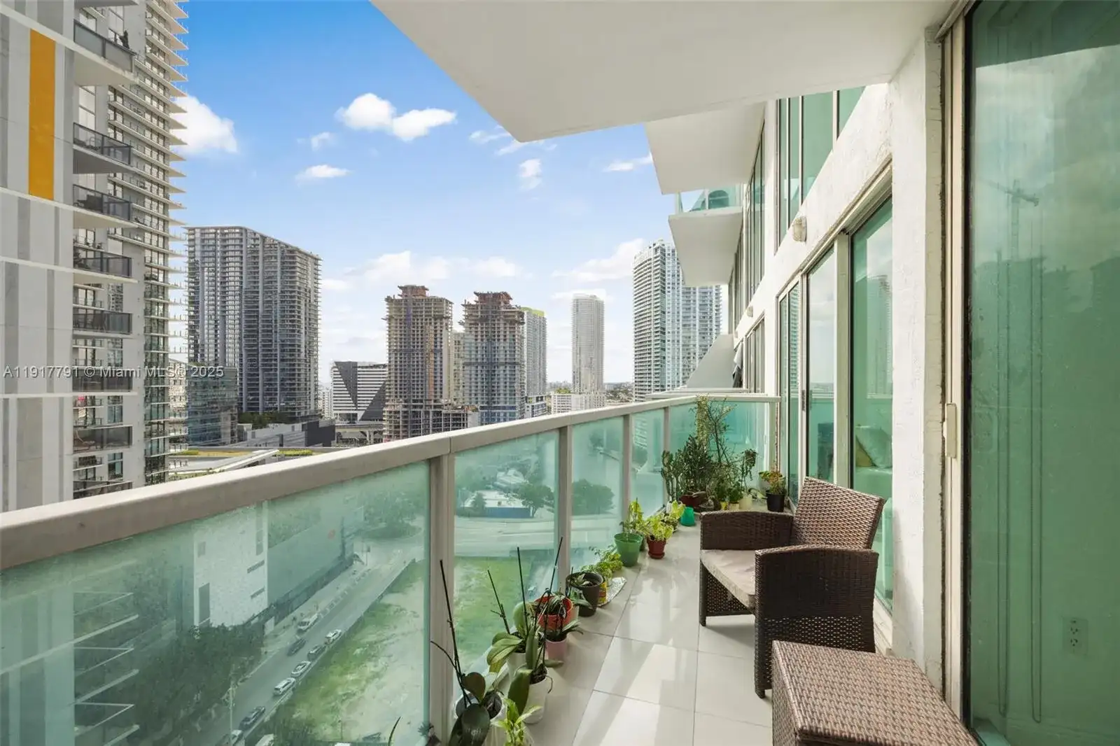 41 SE 5th St # 1210, Miami FL 33131 photo 3