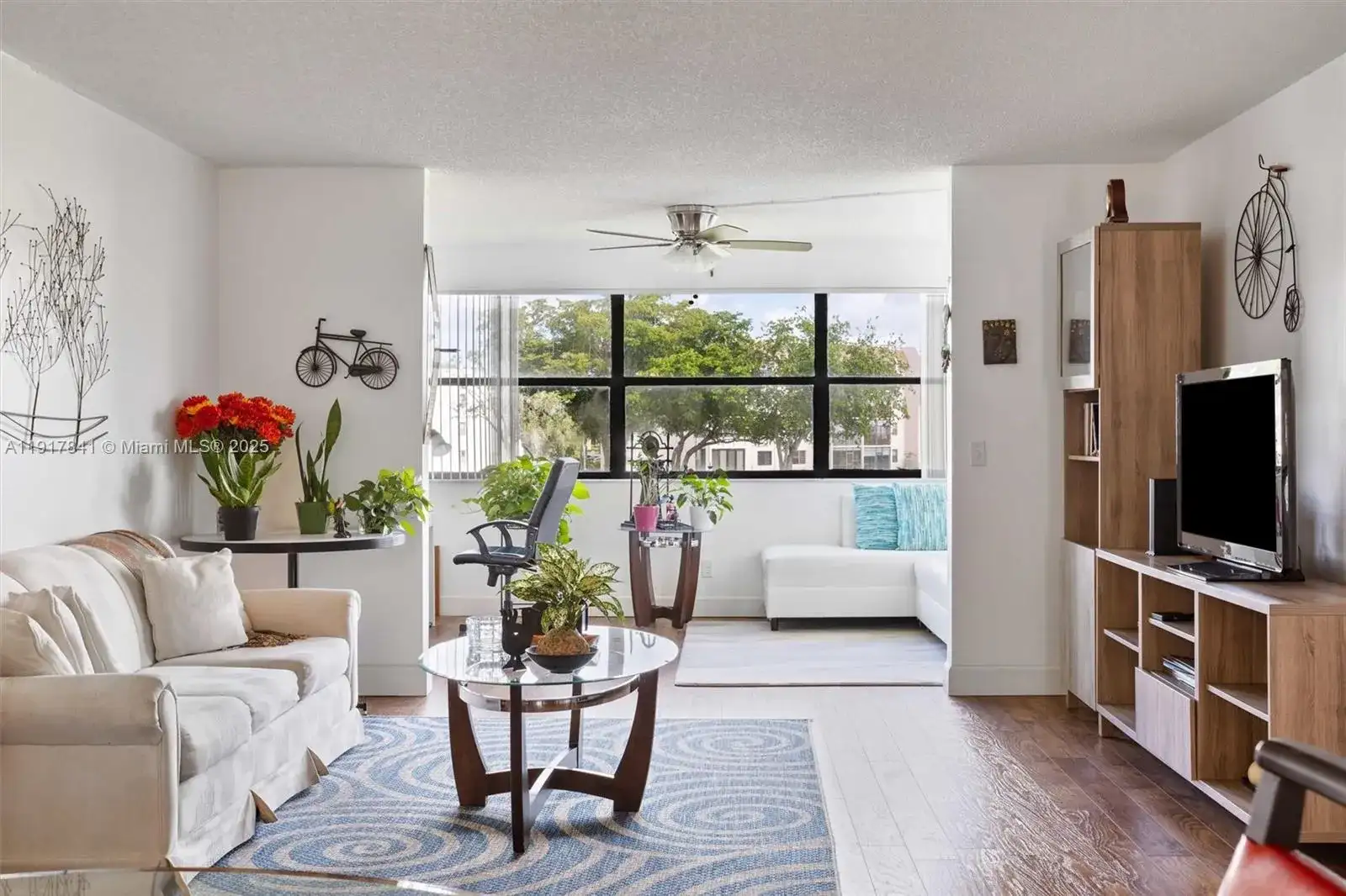 10207 Sunrise Lakes Blvd # 203, Sunrise FL 33322 photo 2
