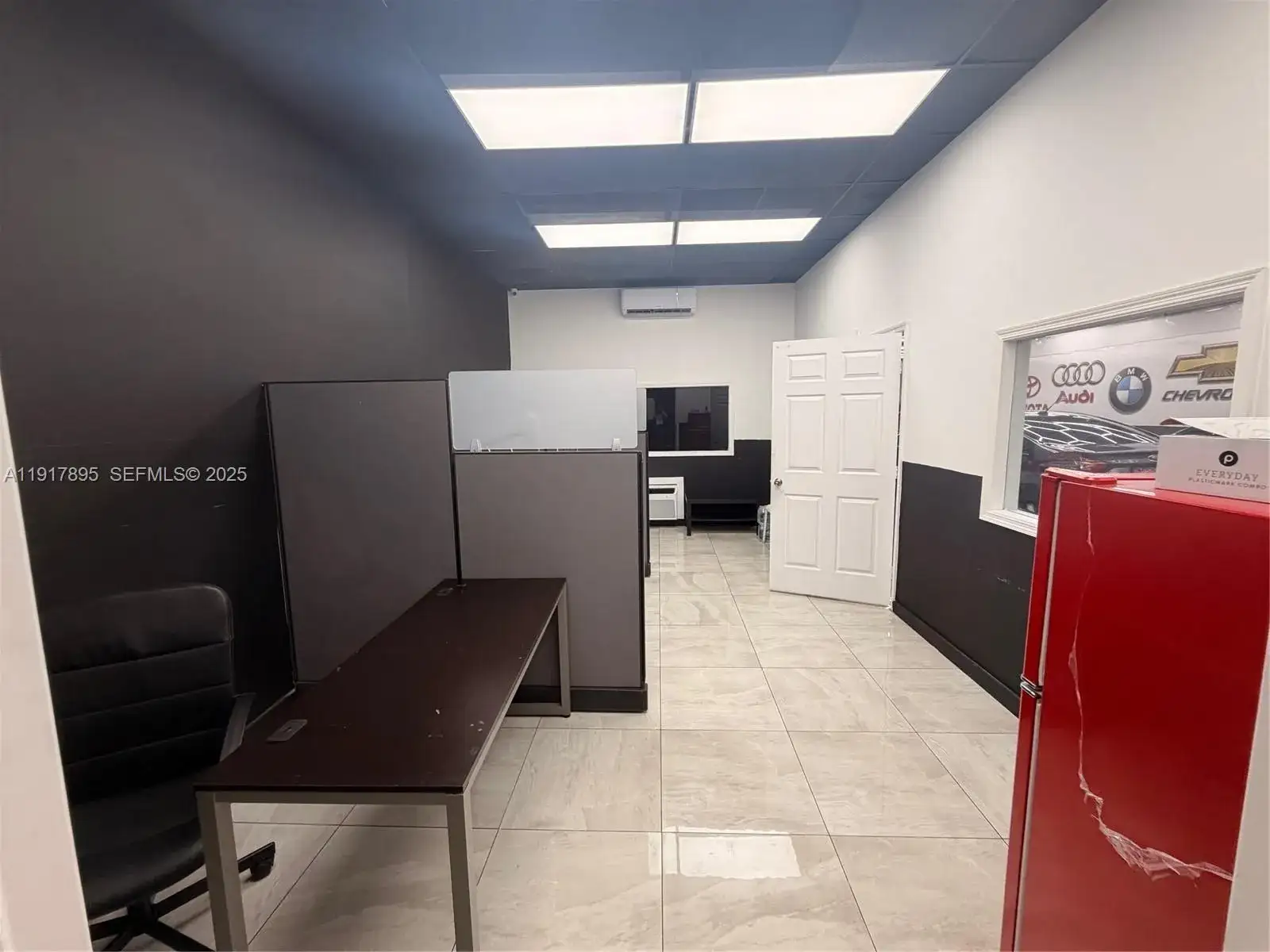 7298 NW 54th St, Miami FL 33166 photo 5