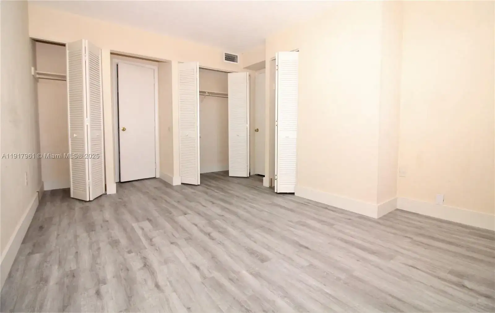 1251 NE 108th St # 312, North Miami FL 33161 photo 2