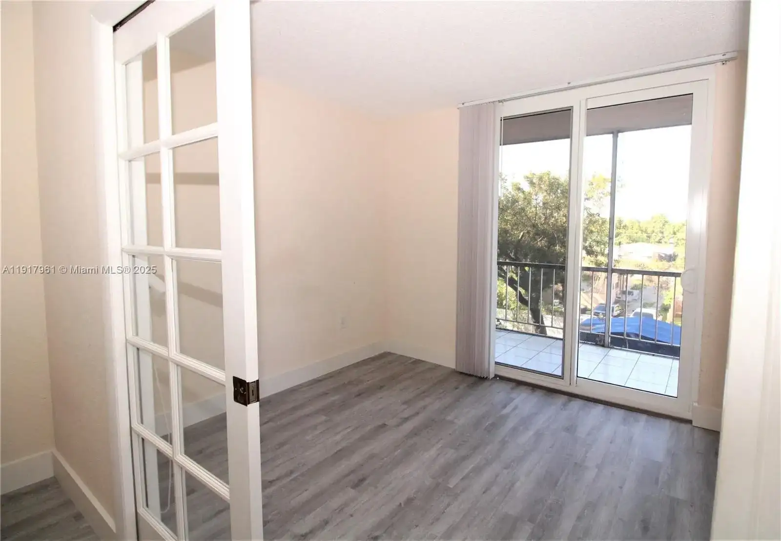 1251 NE 108th St # 312, North Miami FL 33161 photo 4