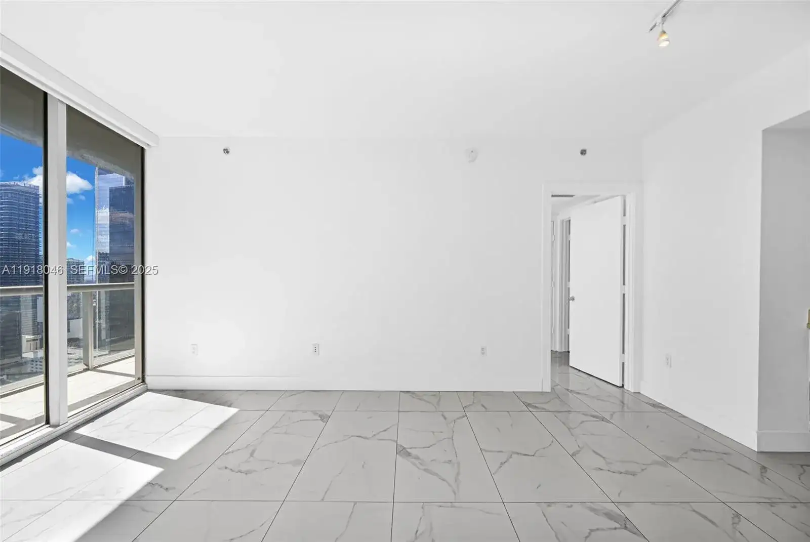 475 Brickell Ave # 3113, Miami FL 33131 photo 3