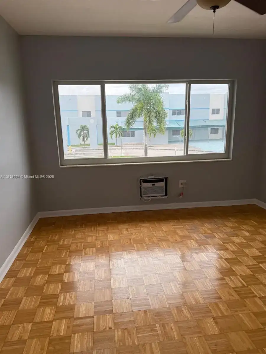 9281 W Bay Harbor Dr # 10, Bay Harbor Islands FL 33154 photo 5
