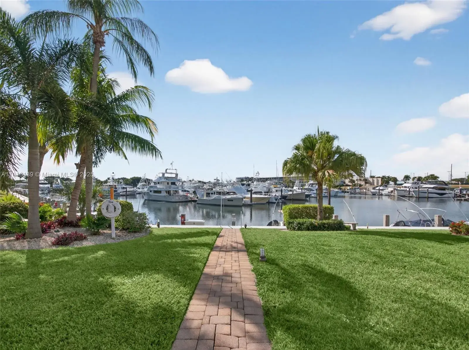 21 E Yacht Club Dr # 505, North Palm Beach FL 33408