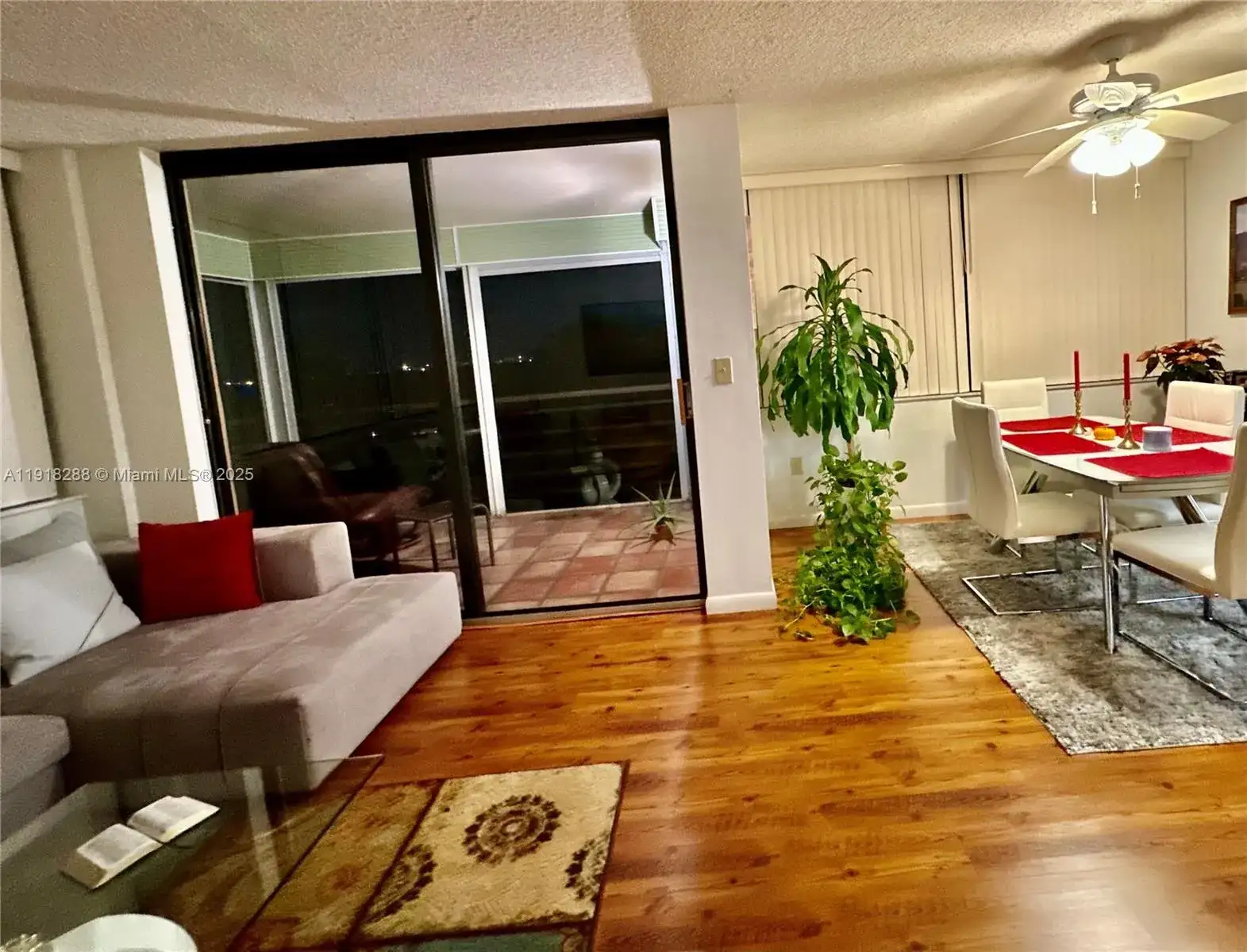 1400 Saint Charles Pl # 612, Pembroke Pines FL 33026 photo 5