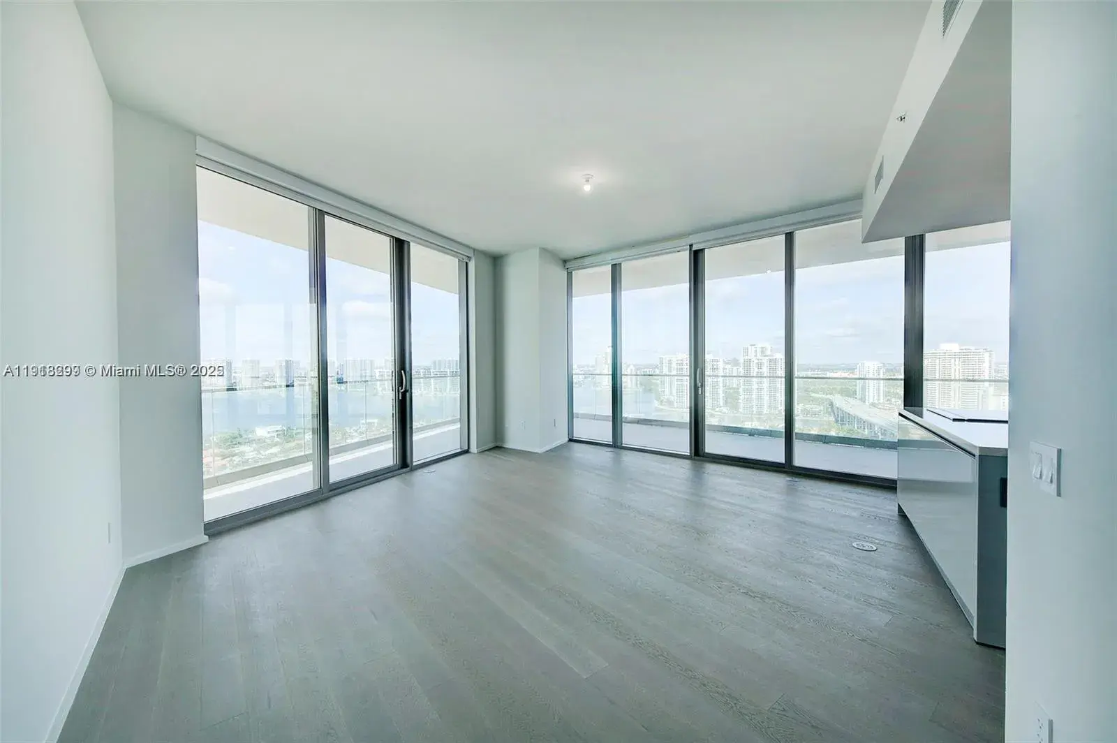 18975 Collins Ave # 2205, Sunny Isles Beach FL 33160