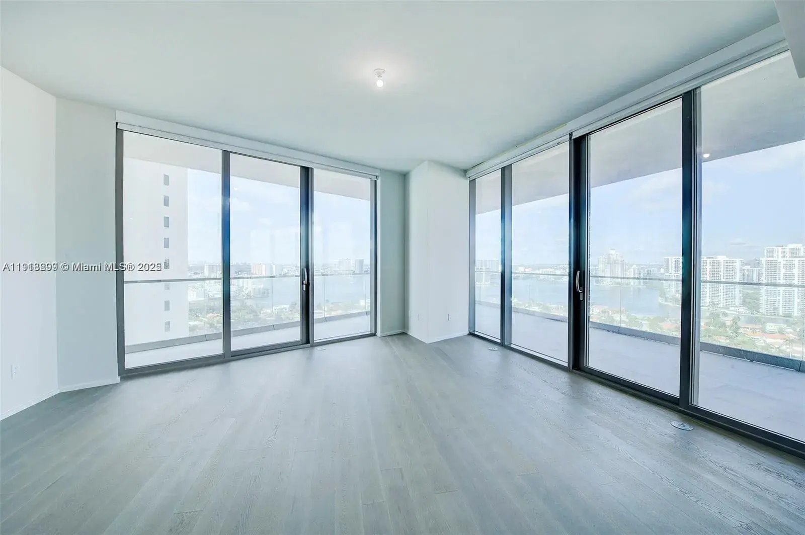 18975 Collins Ave # 2205, Sunny Isles Beach FL 33160